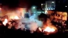 VIDEO: “Flygtninge” i Frankrig brænder deres egne flygtningelejre!!
